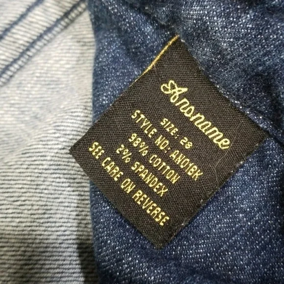 Y2K Low waisted Flare Dark Wash Jeans - Picture 6 of 7